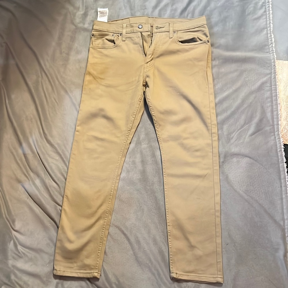 Vintage Levi’s 512 Slim Taper 32 x 30